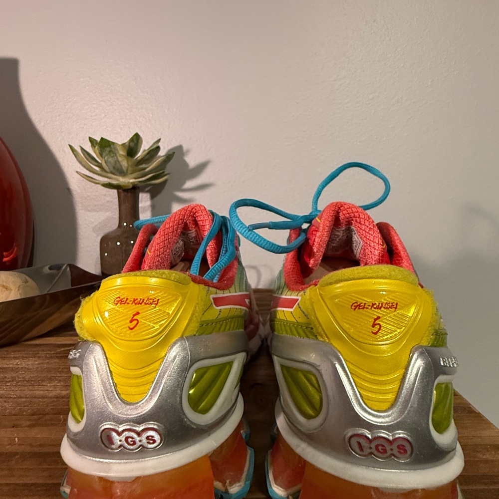ASICS Women's Sz 7.5 Gel Kensei 5 Sea, Tea Berry & Yellow Running Shoes - Picture 4 of 7